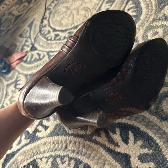 Born Brown Leather Booties Size Women’s 8 - Picture 11 of 11